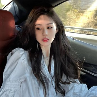 圈内老戏骨被曝深夜出入高档会所，一夜之间品牌活动现场画面流出