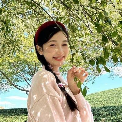 超模之女被曝走后门进组，连续多日校园画面流出